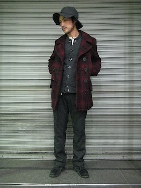 「ツバ広ハット」｜「アイテム（ピーコート）」を使った、ishizawaさん（メンズ・173cm）の冬コーディネート