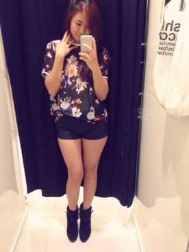 Cassaundra Gail Tanさんのコーディネート