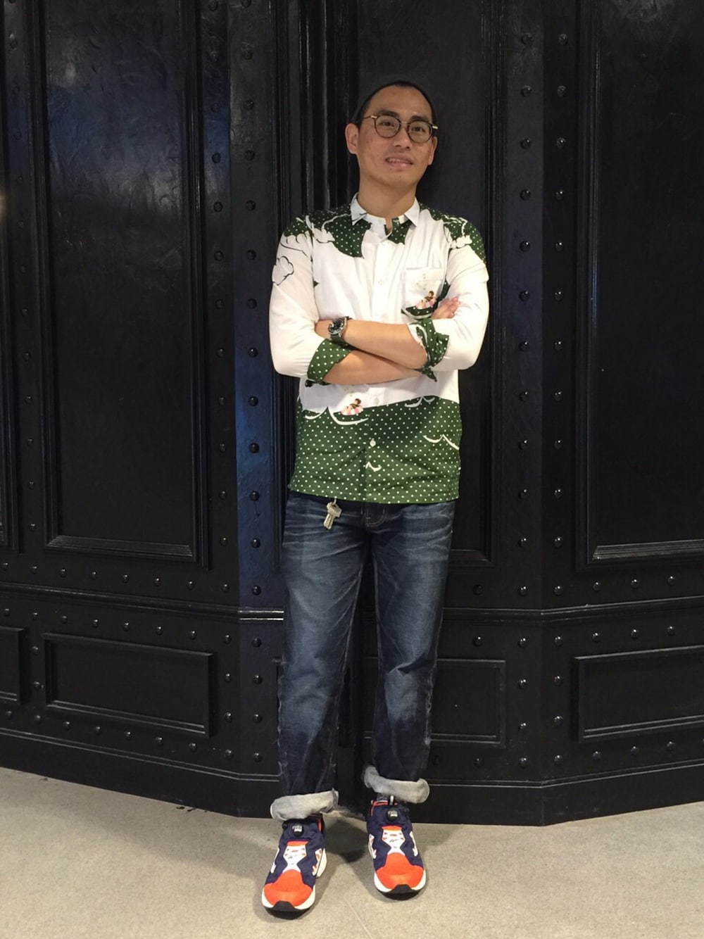 「holiday、hkboy、PUMP FURY、reebok、VANQUISH、denim、FRAPBOIS、wtaps、ootd、spring」｜「FRAPBOISのアイテム（シャツ/ブラウス、ホワイト系）」を使った、Cyrusさん（メンズ・168cm）の春コーディネートの1枚目の写真