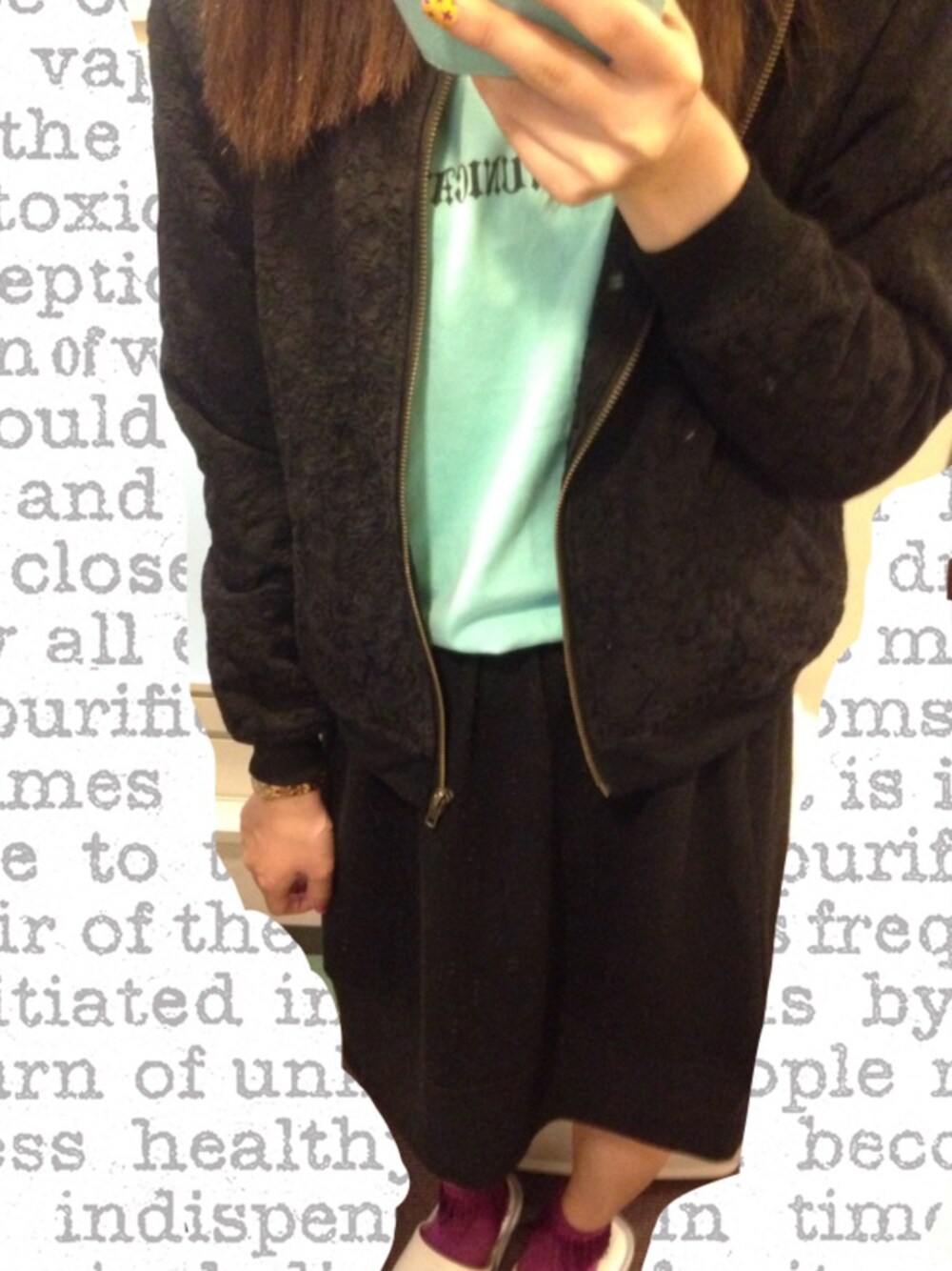 「GLAY、GLAY EXPO、ライブTシャツ、ライブスタイル、ライブグッズ、ひざ丈スカート、ブルゾン」｜「merry jennyの2013.10（ブルゾン、ブラック系）」を使った、小泉茶々さん（レディース・158cm）の秋コーディネートの1枚目の写真