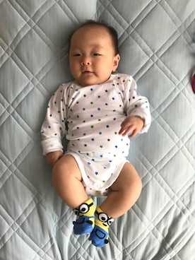 「H&M（エイチ・アンド・エム）のアイテム（ロンパース、ホワイト系）」を使った、♡RUIT☺︎♡さん（キッズ・60cm）の秋コーディネート