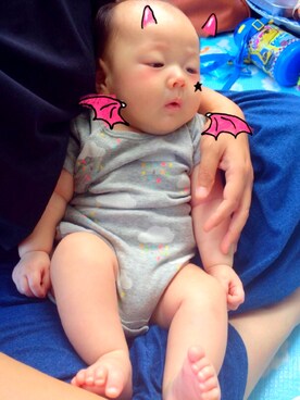 「babyGAP（babyGAP）のアイテム（ロンパース、グレー系）」を使った、♡RUIT☺︎♡さん（キッズ・60cm）の秋コーディネート