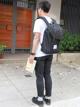 「Herschel Supply（ハーシェルサプライ）のアイテム」を使った、LIBRARYさん（メンズ・165cm）の夏コーディネート