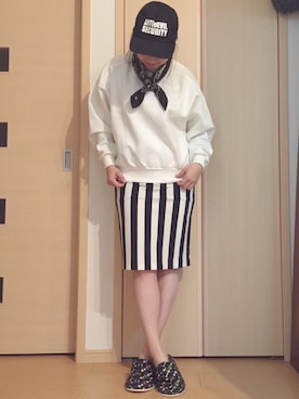 「EN ROUTE（アンルート）のアイテム（スウェット）」を使った、yayacoさん（レディース・156cm）の春コーディネート