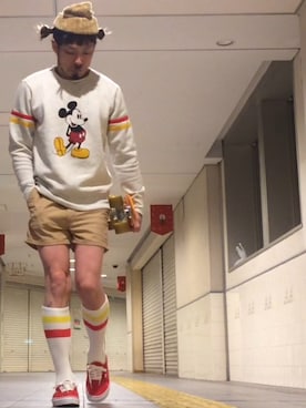 「UP START（アップスタート）のアイテム（スウェット）」を使った、と んさん（メンズ・173cm）の冬コーディネート