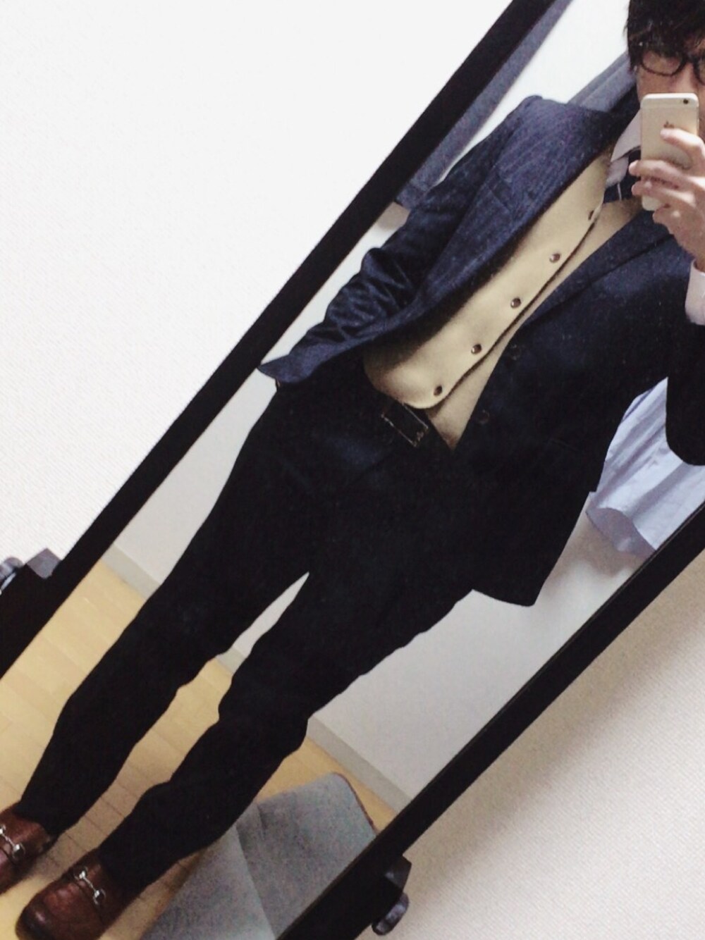「myhome」｜「Ray-Banのアイテム（アクセサリー、その他）」を使った、tksさん（メンズ・173cm）の冬コーディネートの1枚目の写真
