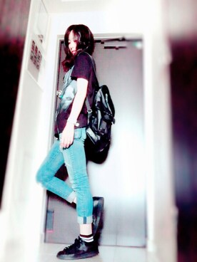 「GIVENCHY」｜「アイテム（その他）」を使った、sayaka さん（レディース・160cm）の春コーディネート