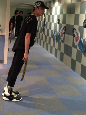 「RickOwens×adidas」｜「アイテム（帽子）」を使った、たむらさん（メンズ・172cm）の秋コーディネート
