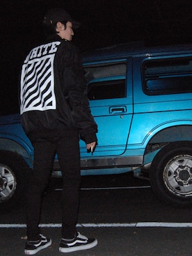 「off white（オフホワイト）のアイテム（ブルゾン）」を使った、たむらさん（メンズ・172cm）の冬コーディネート