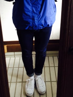 「アイテム（マウンテンパーカー、ブルー系）」を使った、Mitsukiさん（メンズ・177cm）の冬コーディネート