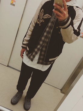 「フランネルシャツ」｜「アイテム（ブルゾン）」を使った、sacaiさん（メンズ・174cm）の夏コーディネート