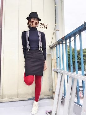 「赤タイツ」｜「アイテム（帽子）」を使った、つーさん（レディース・162cm）の秋コーディネート
