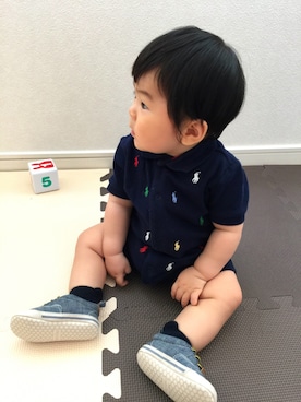 「9ヶ月」｜「アイテム（スニーカー）」を使った、こーたさん（キッズ・80cm）の春コーディネート