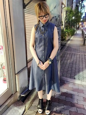 「金髪」｜「アイテム（シャツワンピース）」を使った、なべさん（レディース・161cm）の春コーディネート