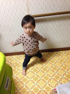 「デニムレギンス」｜「アイテム（レッグウェア）」を使った、yori..sakuさん（キッズ・80cm）の秋コーディネート