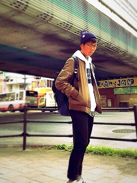 「パーカー×シャツ」｜「アイテム（ジャケット/アウター）」を使った、こうすけさん（メンズ・168cm）の春コーディネート