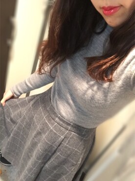 「オールグレー」｜「アイテム（スカート）」を使った、Harukaさん（レディース・158cm）の秋コーディネート
