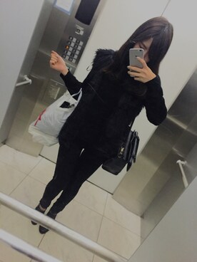 「EMODA（エモダ）のアイテム（シューズ、ブラック系）」を使った、Harukaさん（レディース・158cm）の冬コーディネート