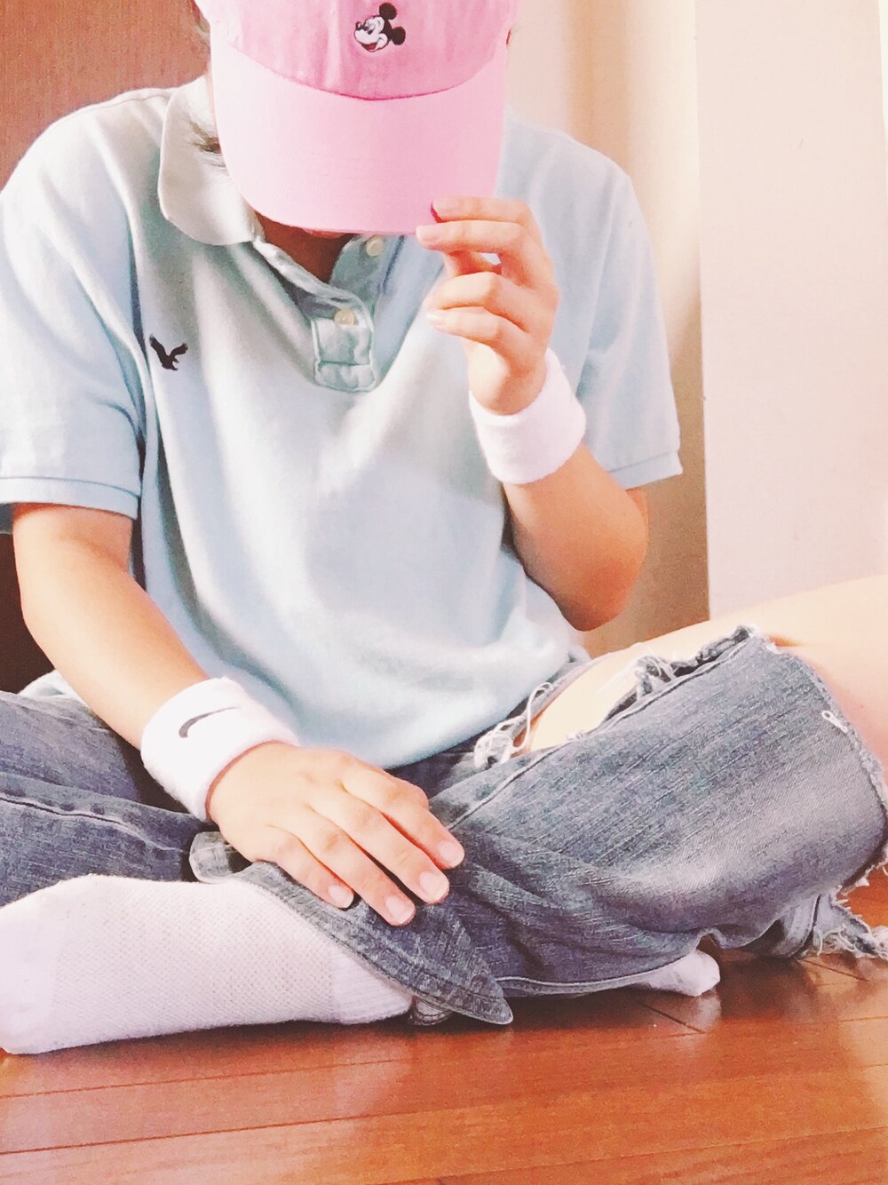 「夏休み、サンニブ」｜「American Eagleのアイテム（Tシャツ/カットソー、ブルー系）」を使った、えれなさん（レディース・158cm）の夏コーディネートの1枚目の写真