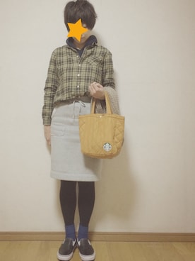 「アイテム（トートバッグ、オレンジ系）」を使った、soup_curryさん（レディース・162cm）の冬コーディネート