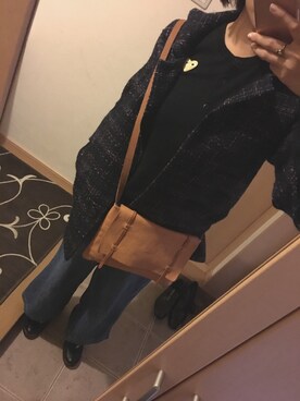 「PLAY COMME des GARCONS（プレイコムデギャルソン）のアイテム（カーディガン/ボレロ、ブラック系）」を使った、ユノさん（レディース・164cm）の秋コーディネート