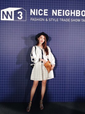 「Lulus（-）のアイテム（バッグ）」を使った、小草GRASS CIAOさん（レディース・161cm）の秋コーディネート