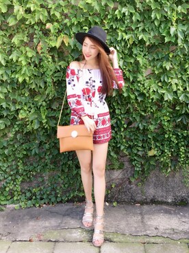 「Lulus（-）のアイテム（バッグ）」を使った、小草GRASS CIAOさん（レディース・161cm）の秋コーディネート