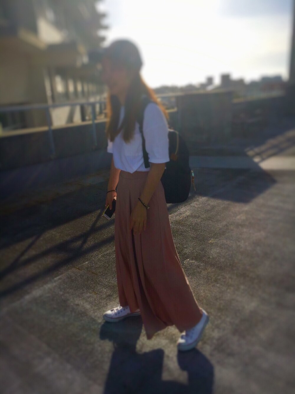 「ラクチンコーデ、UNIQLO、スニーカー」｜「UNIQLOのアイテム（Tシャツ/カットソー、ホワイト系）」を使った、yotiyさん（レディース・157cm）の夏コーディネートの1枚目の写真