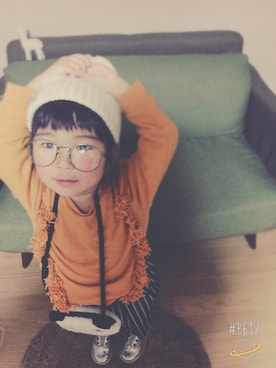 「ポニーテール」｜「アイテム（ニットキャップ/ビーニー）」を使った、mi☆さん（キッズ・90cm）の冬コーディネート