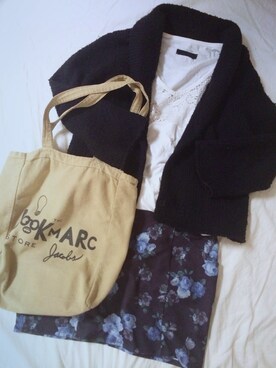 「MARC JACOBS（マークジェイコブス）のアイテム（エコバッグ/サブバッグ）」を使った、1107sanさん（レディース・158cm）の春コーディネート