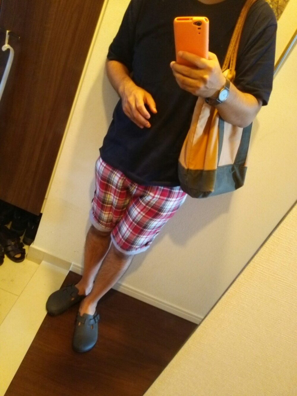 「レイジブルー、L.L. Bean、ビルケンシュトック」｜「RAGEBLUEのチェック柄ハーフパンツ（その他パンツ、レッド系）」を使った、Jigenさん（メンズ・168cm）の夏コーディネートの1枚目の写真