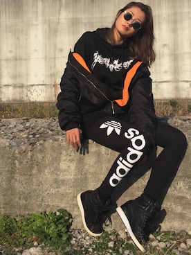 「VETEMENTS（ヴェトモン）のアイテム（ブルゾン）」を使った、Annaさん（レディース・165cm）の秋コーディネート