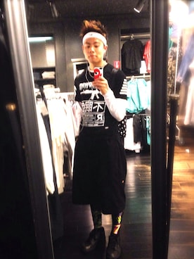 「GIVENCHY（ジバンシイ）のアイテム（アンダーウェア）」を使った、mimo.さん（メンズ・175cm）の春コーディネート