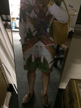 「GIVENCHY（ジバンシイ）のアイテム」を使った、Nameless TSUCHIYAさん（メンズ・170cm）の夏コーディネート