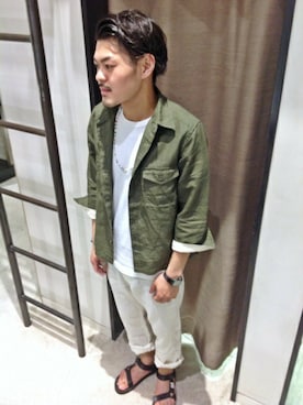 「シップス」｜「アイテム（スラックス）」を使った、竹爪さん（メンズ・173cm）の夏コーディネート