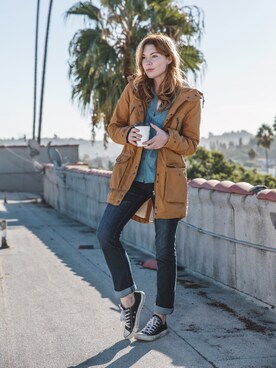 「VOLCOM」｜「アイテム（その他アウター）」を使った、PrettyLittleFawnさん（レディース・165cm）の秋コーディネート