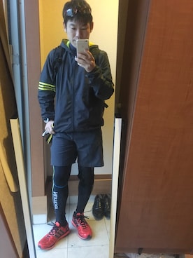 「adidas（アディダス）のアイテム（スポーツグッズ、その他）」を使った、TAKUYA#4さん（メンズ・167cm）の冬コーディネート