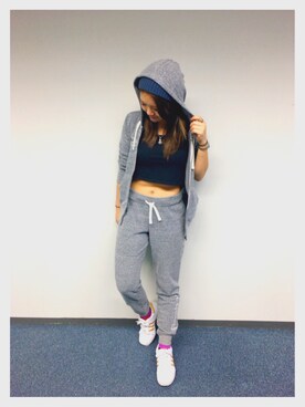 「Reebok（リーボック）のアイテム（オールインワン・サロペット）」を使った、とももさん（レディース・162cm）の秋コーディネート