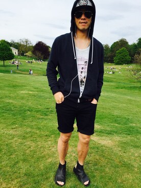 Shu Wei Linさんのコーディネート