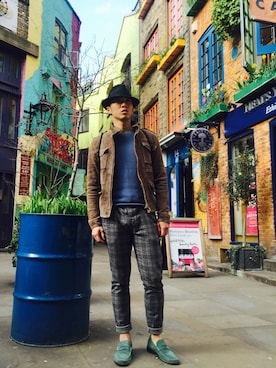 「TOPMAN（トップマン）のアイテム（スラックス）」を使った、Shu Wei Linさん（メンズ・180cm）の春コーディネート