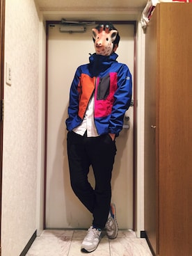 「MANASTASH（マナスタッシュ）のアイテム（マウンテンパーカー）」を使った、じっぷさん（メンズ・172cm）の秋コーディネート