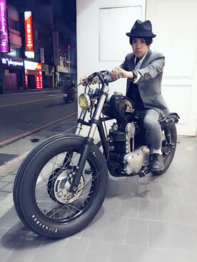 Echo Wangさんのコーディネート