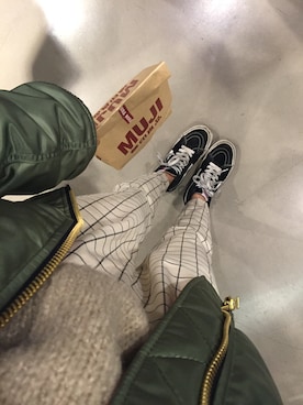 「MUJI」｜「アイテム（スラックス）」を使った、wangkexin👀さん（レディース・159cm）の冬コーディネート