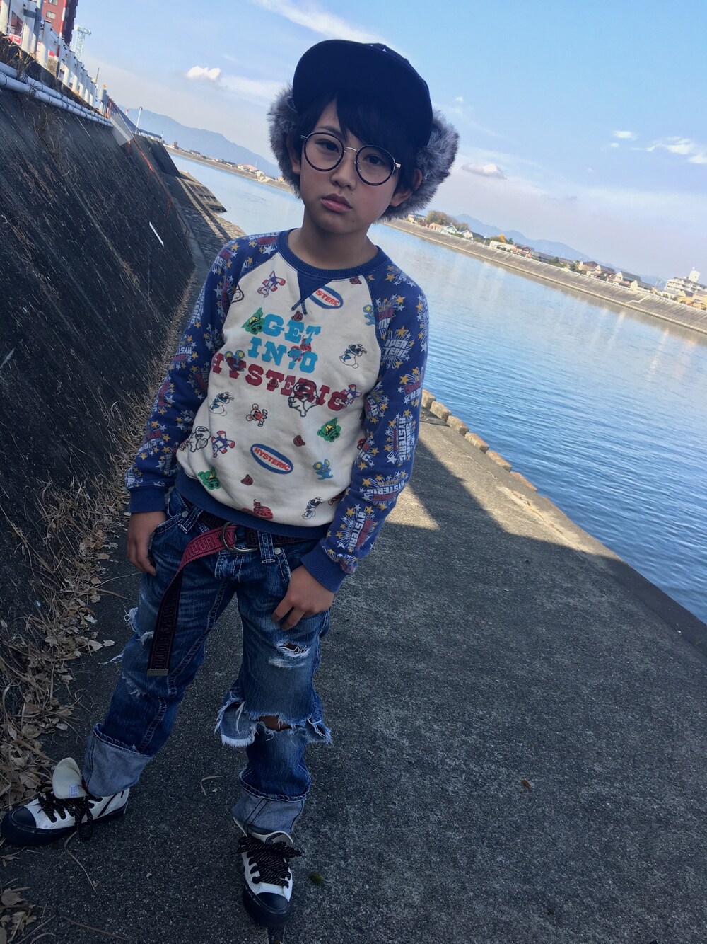 「キッズファッション、おとこのこ、kids、ヒステリックグラマー」｜「HYSTERIC GLAMOURのアイテム（トップス、ホワイト系）」を使った、◍●⌄̈⃝KAIRIꙬ꙳●◍さん（キッズ・136cm）の冬コーディネートの1枚目の写真