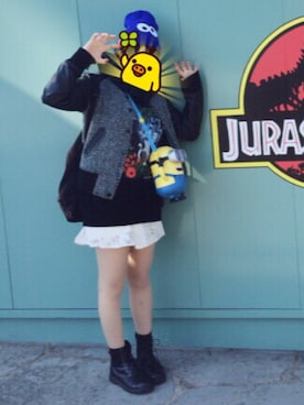 「USJ」｜「アイテム（スタジャン）」を使った、ささき さん（レディース・161cm）の冬コーディネート