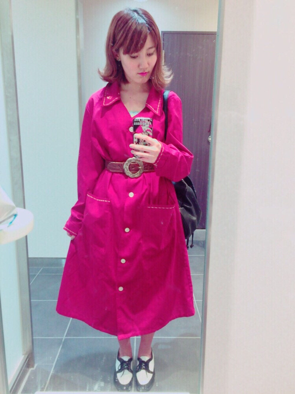 「ガウン、red、50's、60’s」｜「leah-kのアイテム（その他アウター、レッド系）」を使った、中村　もやしさん（レディース・158cm）の秋コーディネートの1枚目の写真