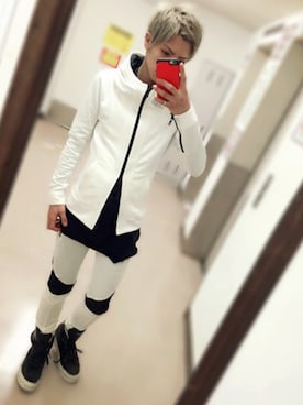 「オールホワイトコーデ」｜「アイテム（その他）」を使った、SH1ONさん（メンズ・171cm）の冬コーディネート