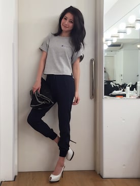 「GIUSEPPE ZANOTTI DESIGN（ジュゼッペザノッティデザイン）のアイテム（サンダル）」を使った、森絵里香さん（レディース・168cm）の夏コーディネート