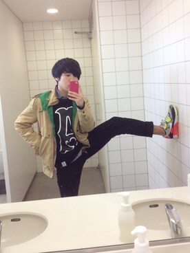 「TOMMY（トミー）のアイテム（スウェット）」を使った、おかなるたけさん（メンズ・164cm）の冬コーディネート