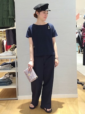 「FREDY&GLOSTER（フレディアンドグロスター）のアイテム（Tシャツ/カットソー）」を使った、ほこさん（レディース・158cm）の夏コーディネート